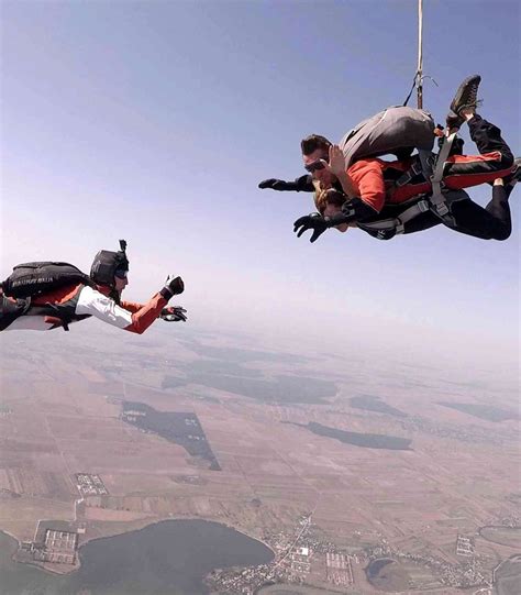 skydiving bucharest